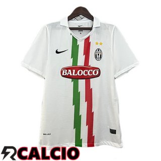 Seconda Maglia Juventus Retro Bianco 2010-2011  Seconda Maglia Juventus Retro Bianco 2010-2011
