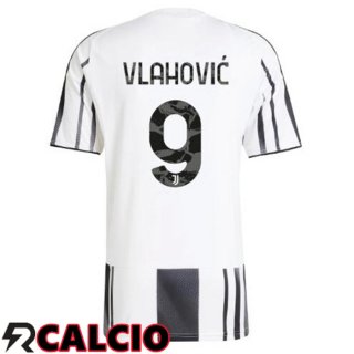 Prima Maglia Juventus (VLAHOVIĆ 9) Nero Bianco 2025/2026  Prima Maglia Juventus (VLAHOVIĆ 9) Nero Bianco 2025/2026