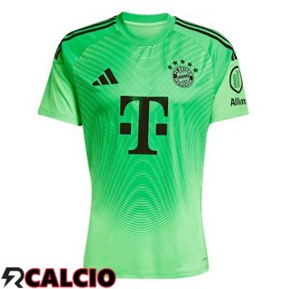 Maglie Calcio Bayern Monaco Portiere Verde 2025/2026  Maglie Calcio Bayern Monaco Portiere Verde 2025/2026