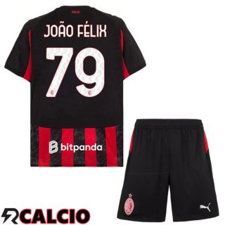 Maglie Calcio AC Milan (João Félix 79) Bambino Prima Rosso Nero 2025/2026  Maglie Calcio AC Milan (João Félix 79) Bambino Prima Rosso Nero 2025/2026