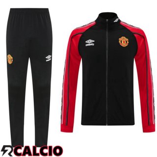 Insieme Tuta Calcio - Giacca Manchester United Nero Rosso 2025/2026  Insieme Tuta Calcio - Giacca Manchester United Nero Rosso 2025/2026