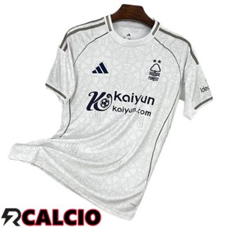 Seconda Maglia Nottingham Forest 2025 2026