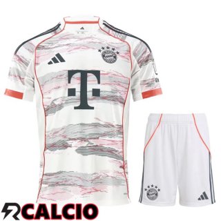Insieme Seconda Maglia Bayern Monaco + Pantaloncini 2025 2025  Insieme Seconda Maglia Bayern Monaco + Pantaloncini 2025 2025