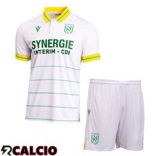 Seconda Maglia FC Nantes Bambino Bianco 2023/2024  Seconda Maglia FC Nantes Bambino Bianco 2023/2024