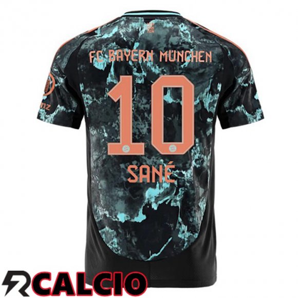 Seconda Maglia Bayern Monaco (Sané 10) Nero 2024/2025  Seconda Maglia Bayern Monaco (Sané 10) Nero 2024/2025