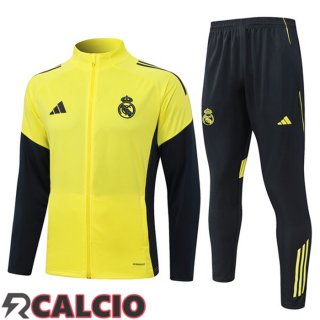 Insieme Tuta Calcio - Giacca Real Madrid Giallo 2025/2026  Insieme Tuta Calcio - Giacca Real Madrid Giallo 2025/2026