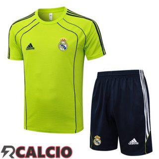 Insieme T Shirt Allenamento Real Madrid + Pantaloncini Verde 2025/2026  Insieme T Shirt Allenamento Real Madrid + Pantaloncini Verde 2025/2026