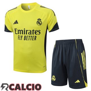 Insieme T Shirt Allenamento Real Madrid + Pantaloncini Giallo 2025/2026  Insieme T Shirt Allenamento Real Madrid + Pantaloncini Giallo 2025/2026