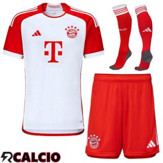 Insieme Prima Maglia Bayern Monaco (Pantaloncini + Calzini) 2023/2024  Insieme Prima Maglia Bayern Monaco (Pantaloncini + Calzini) 2023/2024