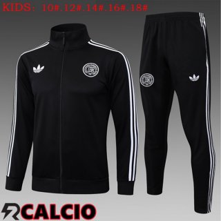 Insieme Tuta Calcio - Giacca Germania Bambino Nero 2025/2026  Insieme Tuta Calcio - Giacca Germania Bambino Nero 2025/2026