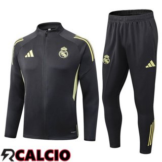 Insieme Tuta Calcio - Giacca Real Madrid Grigio 2025/2026  Insieme Tuta Calcio - Giacca Real Madrid Grigio 2025/2026
