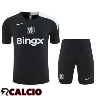 Insieme T Shirt Allenamento FC Chelsea + Pantaloncini Nero 2025/2026  Insieme T Shirt Allenamento FC Chelsea + Pantaloncini Nero 2025/2026