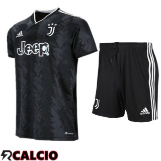 Seconda Maglia Juventus + Pantaloncini 2022/2023  Seconda Maglia Juventus + Pantaloncini 2022/2023