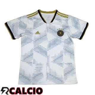 Prima Maglia Nazionale Germania Bianco Versione trapelata Coppa del Mondo 2022  Prima Maglia Nazionale Germania Bianco Versione trapelata Coppa del Mondo 2022