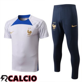 Insieme T Shirt Allenamento Francia + Pantaloni Bianco 2022/2023  Insieme T Shirt Allenamento Francia + Pantaloni Bianco 2022/2023