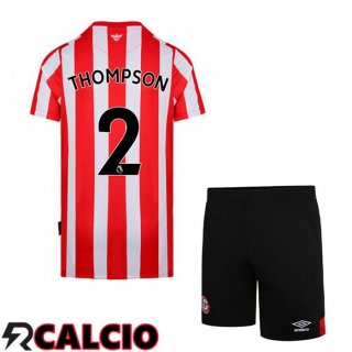 Prima Maglia Brentford FC (THOMPSON 2) Bambino Rosso/Bianco 2021 2022  Prima Maglia Brentford FC (THOMPSON 2) Bambino Rosso/Bianco 2021 2022